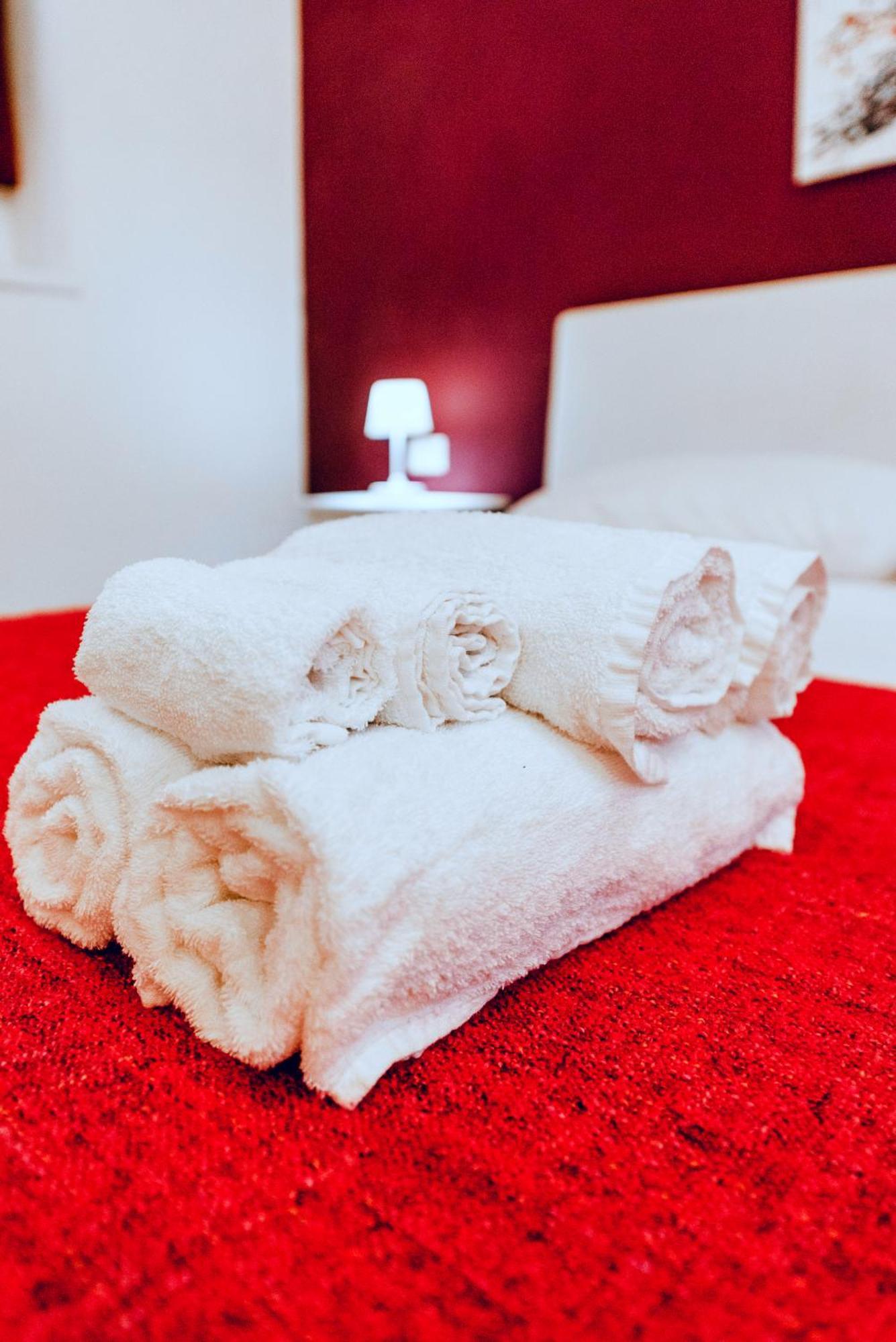 Helios Suites Testaccio - Center Of Roma Eksteriør bilde